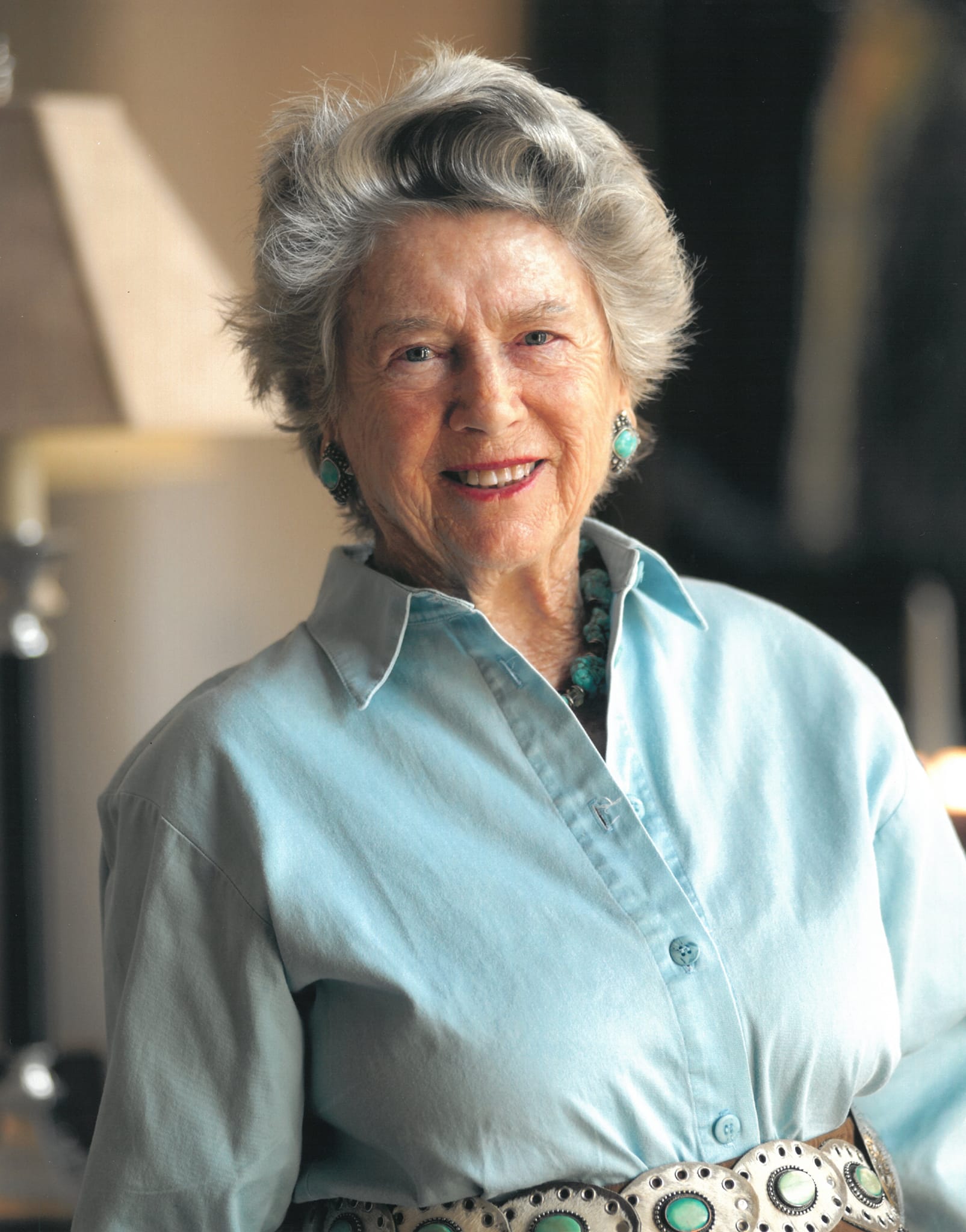 Helen Groves Headshot